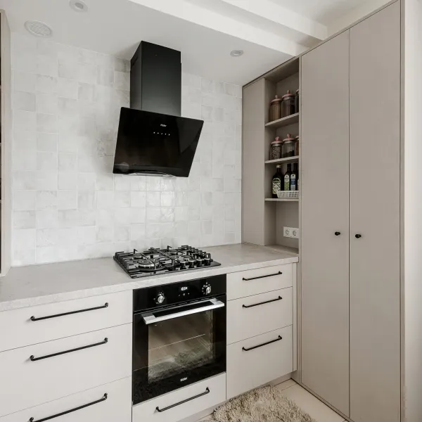 Угловая кухня без верхних шкафчиков — заказать в Минске