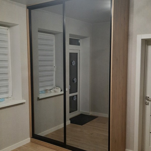 Шкаф-купе в спальню с зеркалом — заказать в Минске
