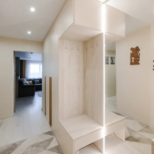 Прихожая с большим зеркалом и подсветкой — заказать в Минске