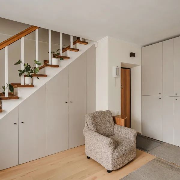 Шкаф под лестницу — заказать в Минске